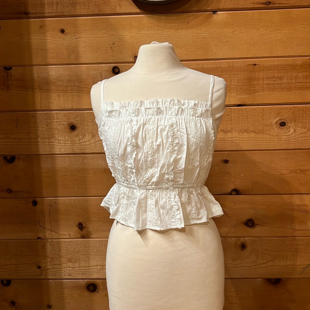 Sim & Sam Crop Top